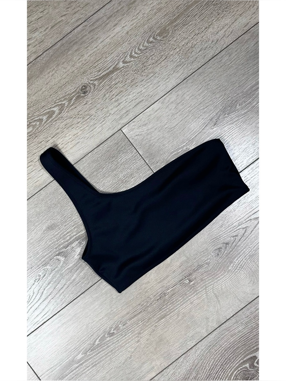 Good American Scuba Hot Shoulder Swim Top One Shoulder Asymmetrical